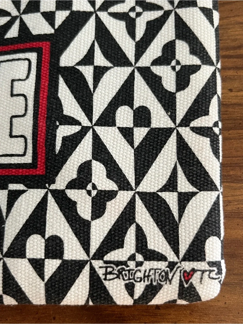 Brighton Fashionista Tom Clancy Love Clutch Pouch Black White Zipper